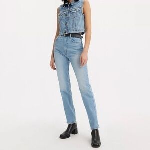 Levi’s 70s high slim straight Jean Size W26 L31 Color Blue Wash
